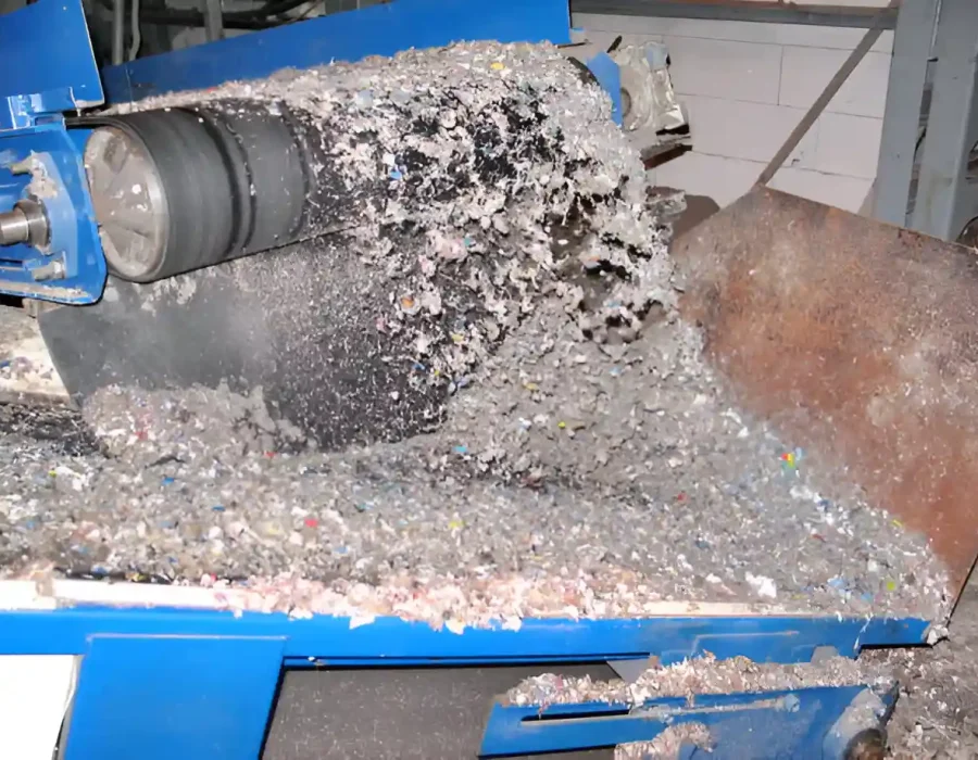 Heavy-duty demolition machine grinding and processing construction waste for efficient debris removal