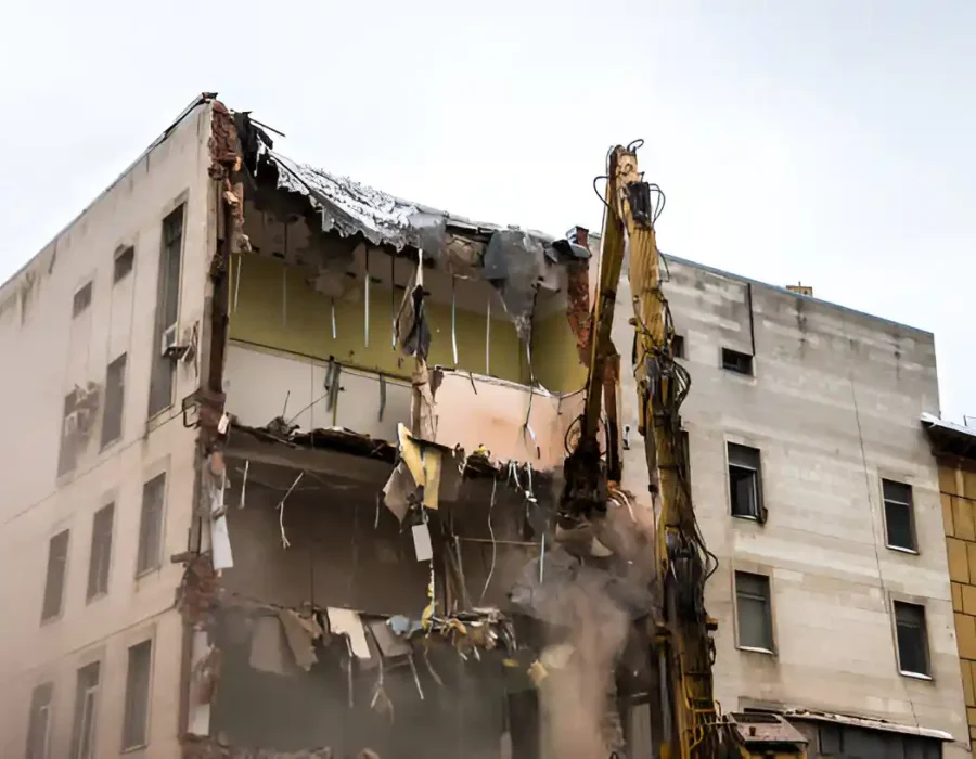Urban Building Demolition & Structural Dismantling